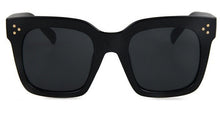 Load image into Gallery viewer, 2018 Kim Kardashian Sunglasses