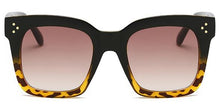 Load image into Gallery viewer, 2018 Kim Kardashian Sunglasses