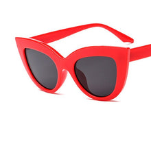 Load image into Gallery viewer, Vintage Sunglasses